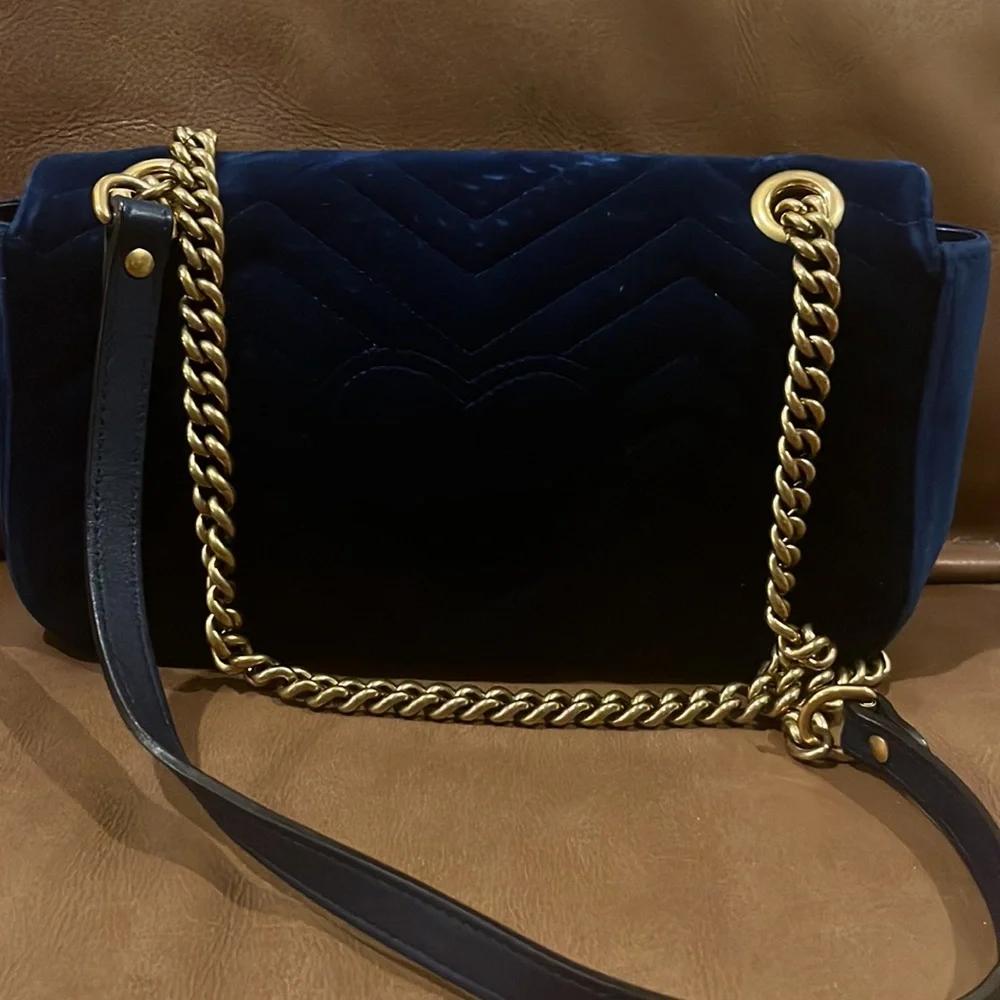 GUCCI | Velvet Matelasse Medium GG Marmont Shoulder Bag Cobalt Blue - Picture 8 of 16